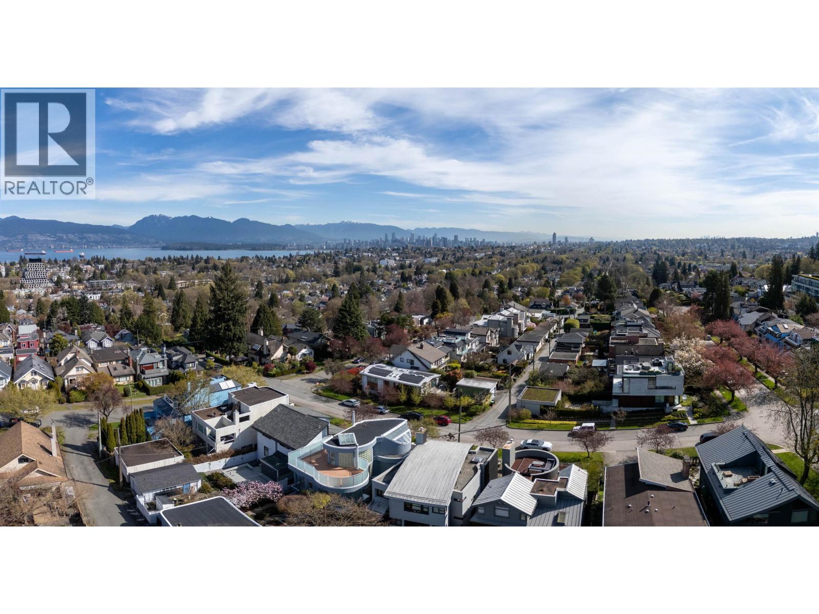 4 Bed, 4 Bath House for Sale in Vancouver – 3043 ALMA STREET, Vancouver – MLS# R3131670 - Image 32