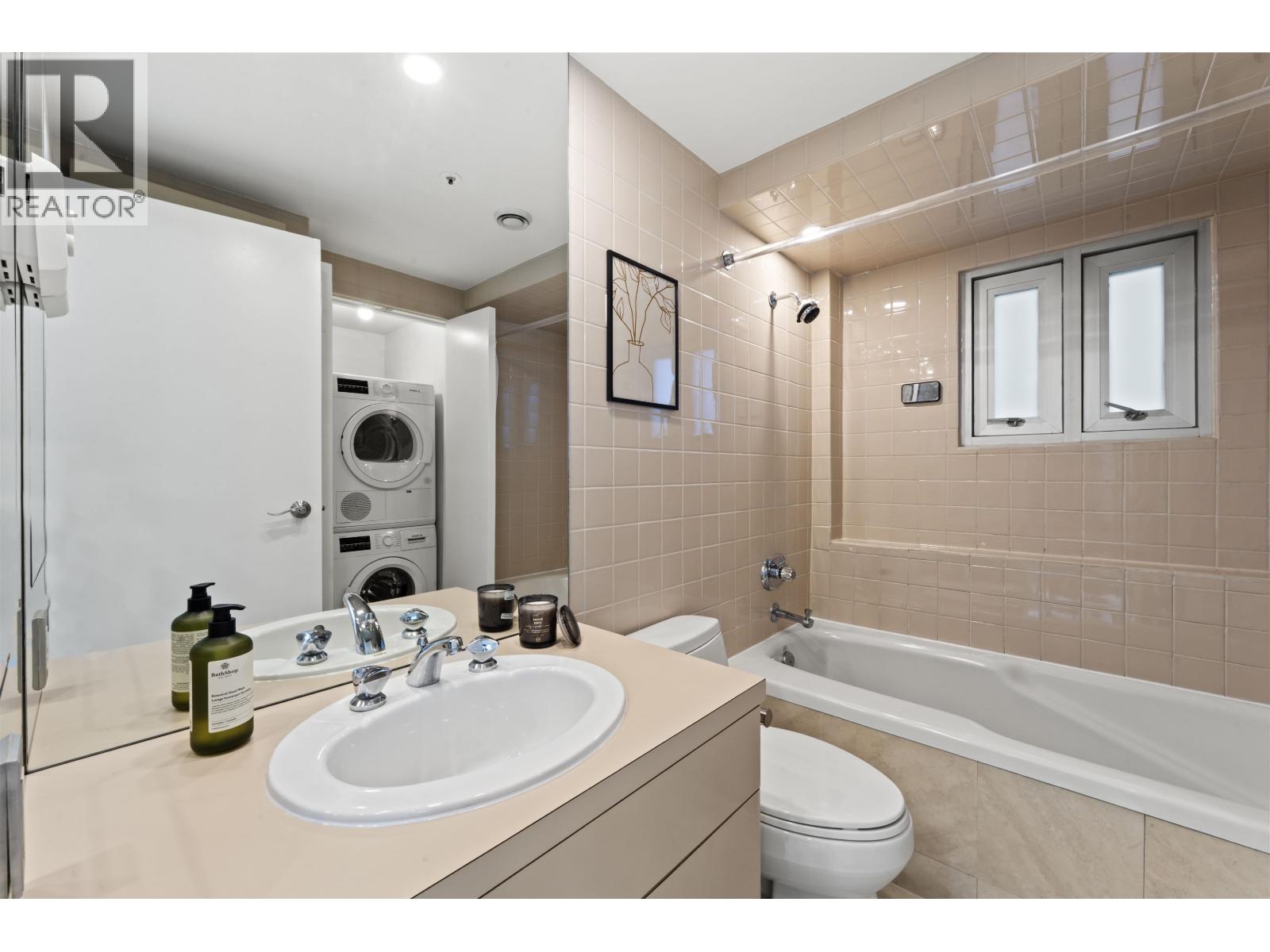 4 Bed, 4 Bath House for Sale in Vancouver – 3043 ALMA STREET, Vancouver – MLS# R3131670 - Image 29
