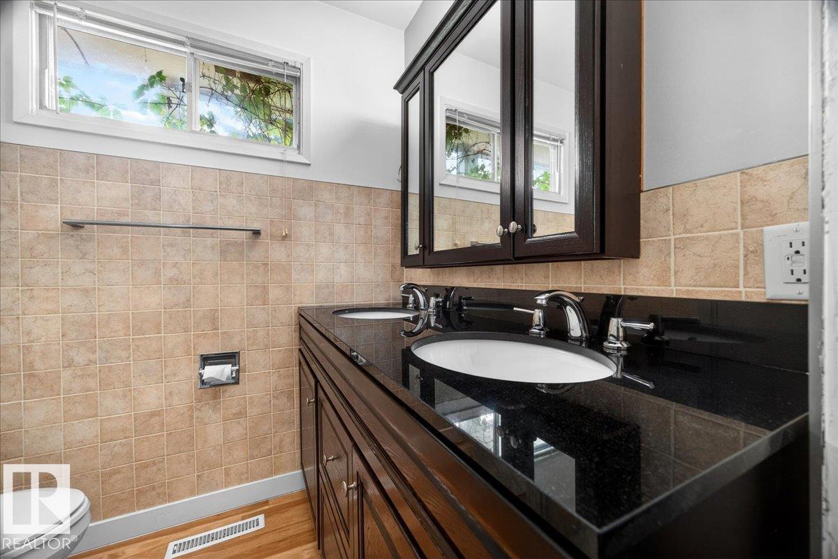 9263 74 ST NW — photo 19