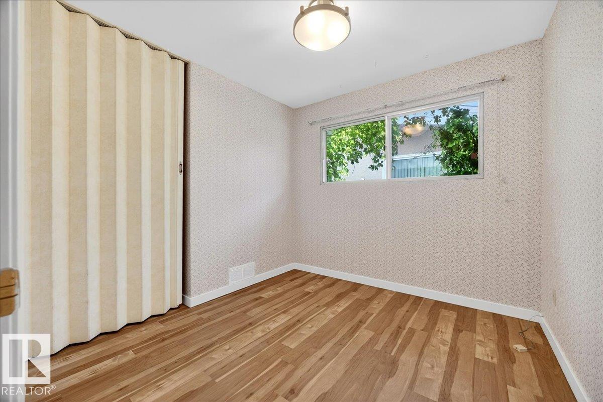 9263 74 ST NW — photo 22