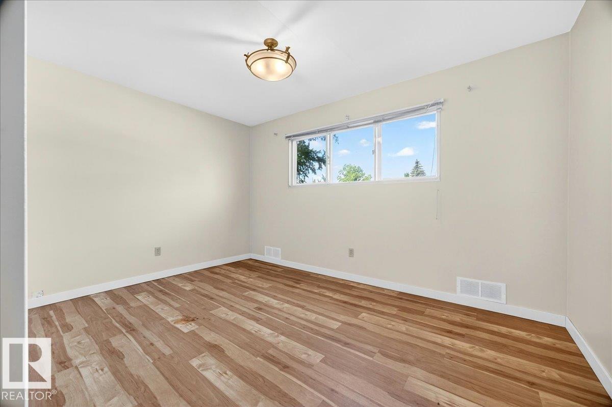 9263 74 ST NW — photo 25