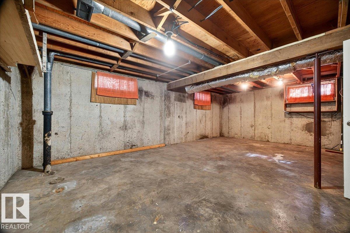 9263 74 ST NW — photo 31