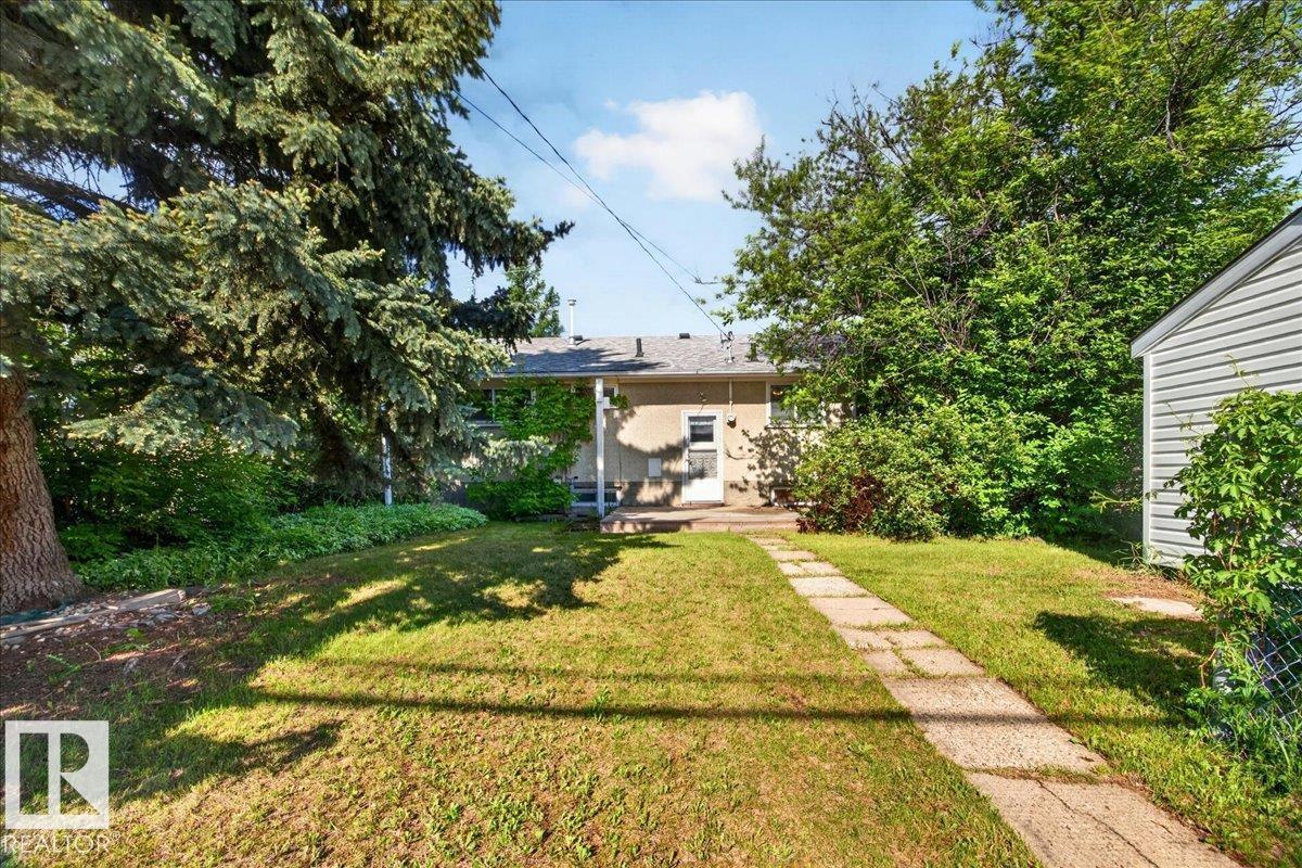 9263 74 ST NW — photo 37
