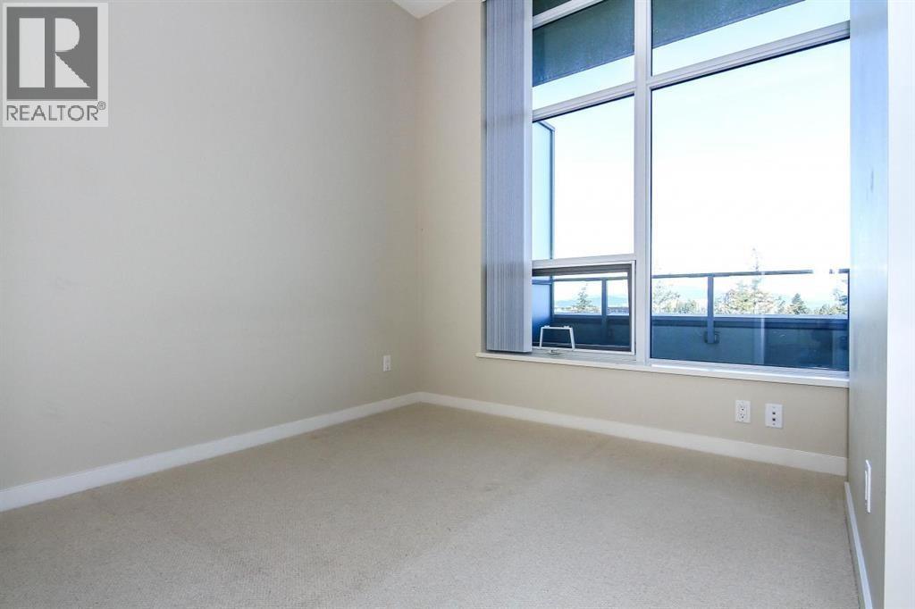 PH7 5728 BERTON AVENUE — main photo