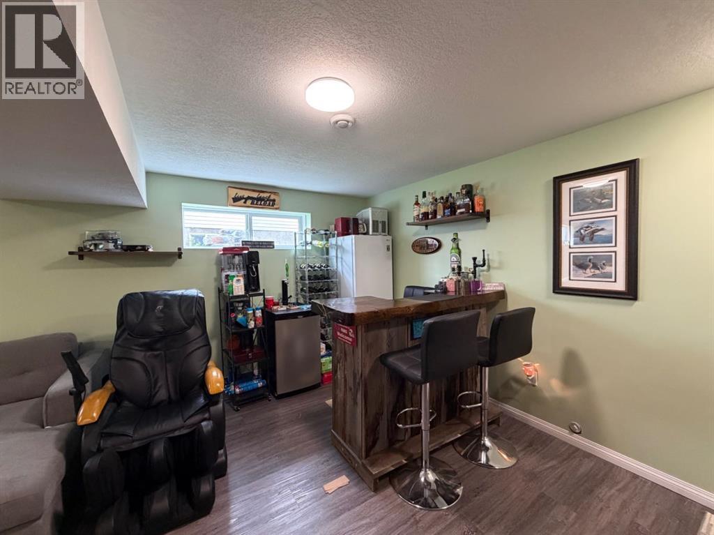 1814 48 Street — photo 26