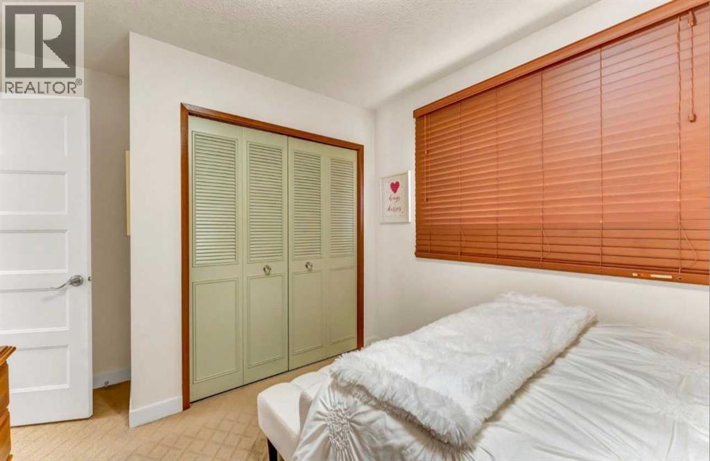 110 Carry Crescent SE — photo 23