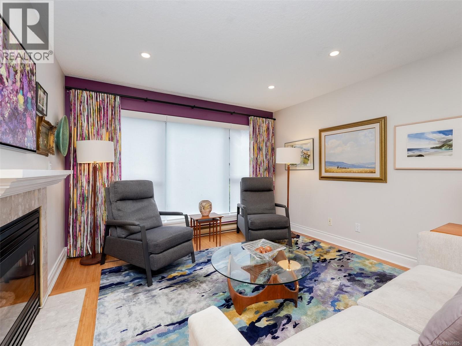 104 75 Songhees Road, Victoria