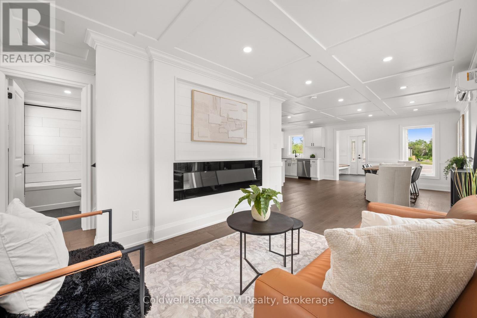 64 HEAD STREET - 22