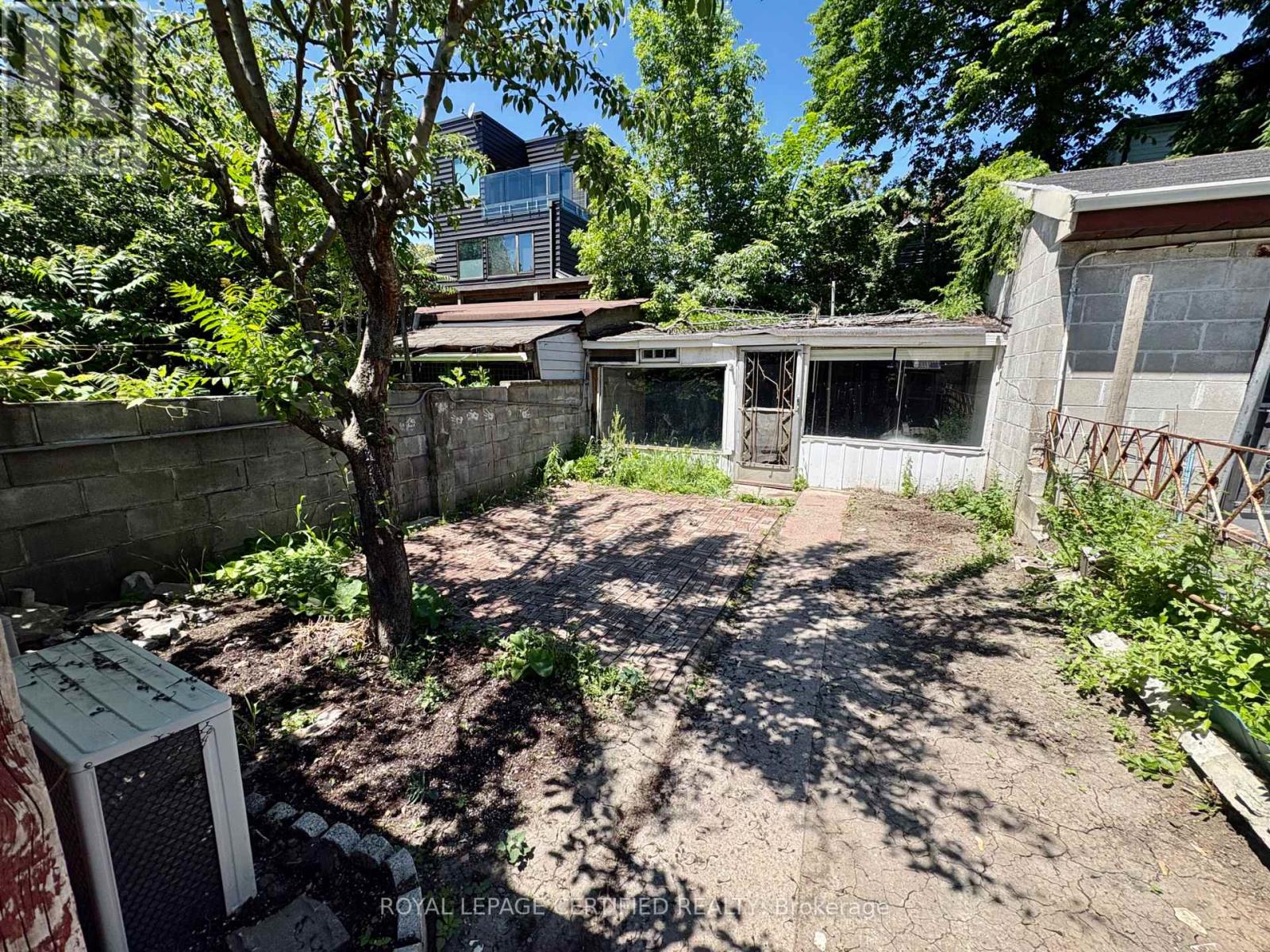 36 MITCHELL AVENUE - 27