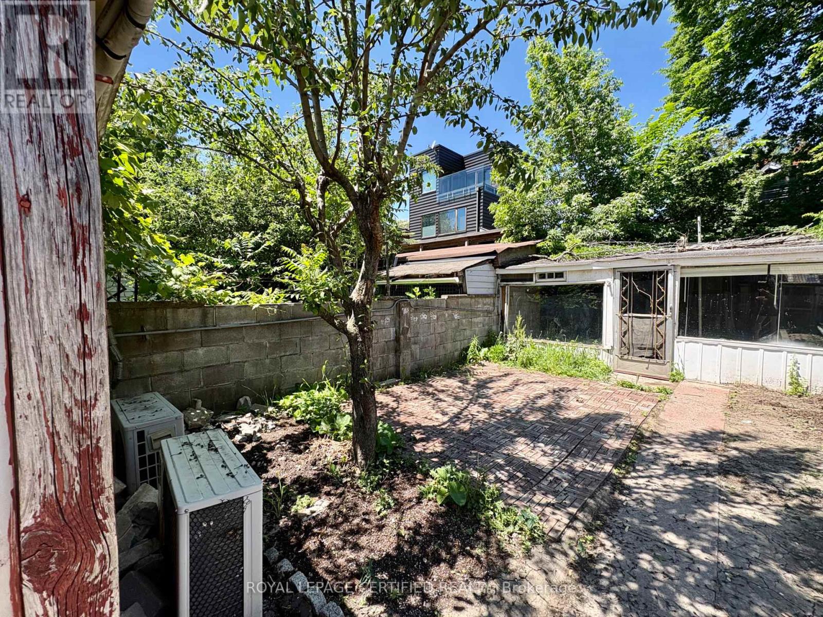 36 MITCHELL AVENUE - 28