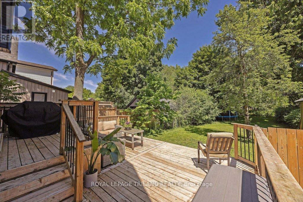 88 BRISCOE STREET E - Image 37