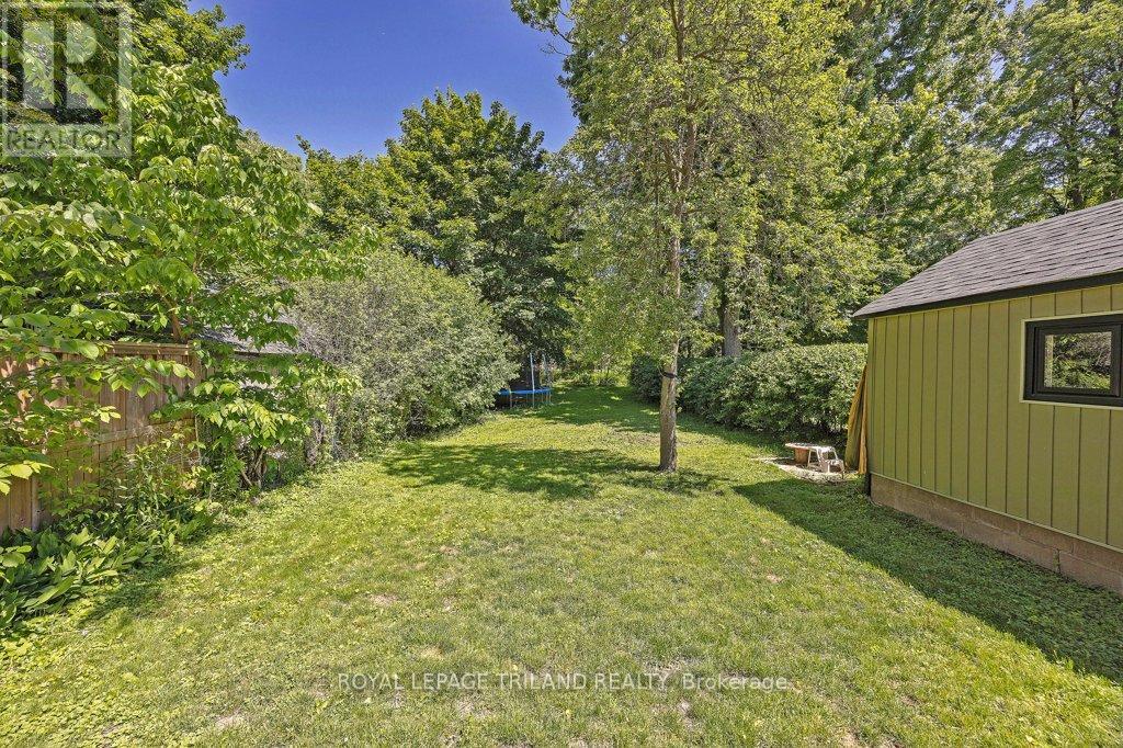 88 BRISCOE STREET E - Image 36