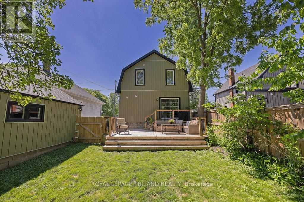 88 BRISCOE STREET E - Image 42