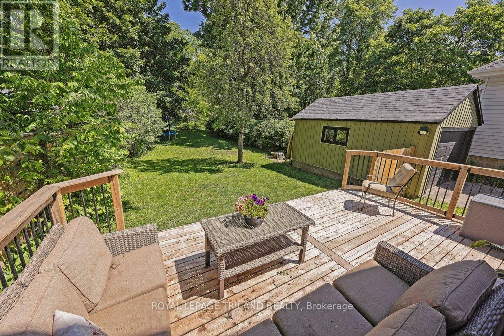 88 BRISCOE STREET E - Image 38
