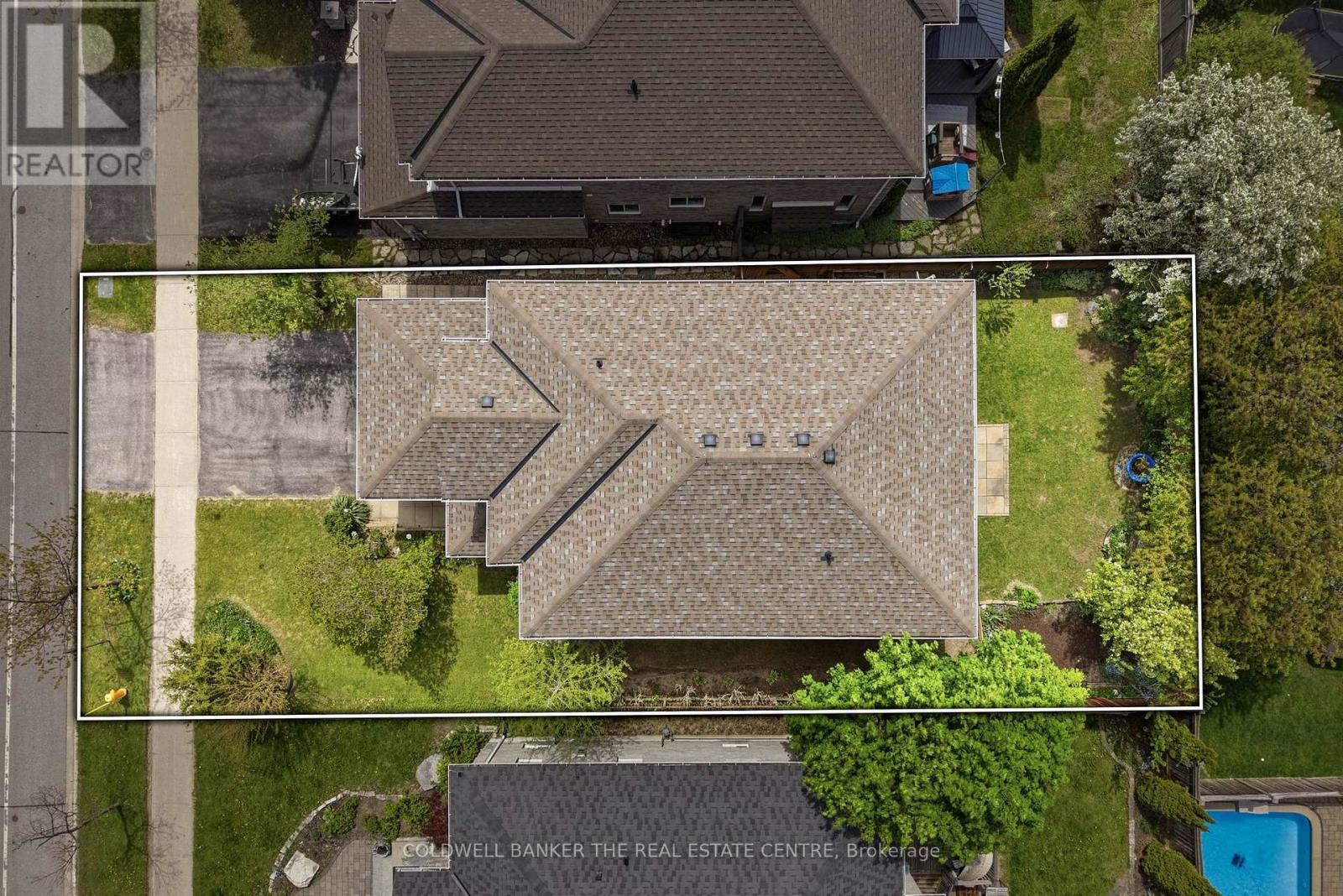 44 PRINCE WILLIAM WAY - 18