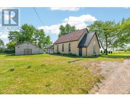 Primary Bedroom - 8833 Confederation Line, Warwick, ON N0M2S0 Photo 6