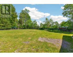 8833 Confederation Line, Warwick, ON N0M2S0 Photo 9