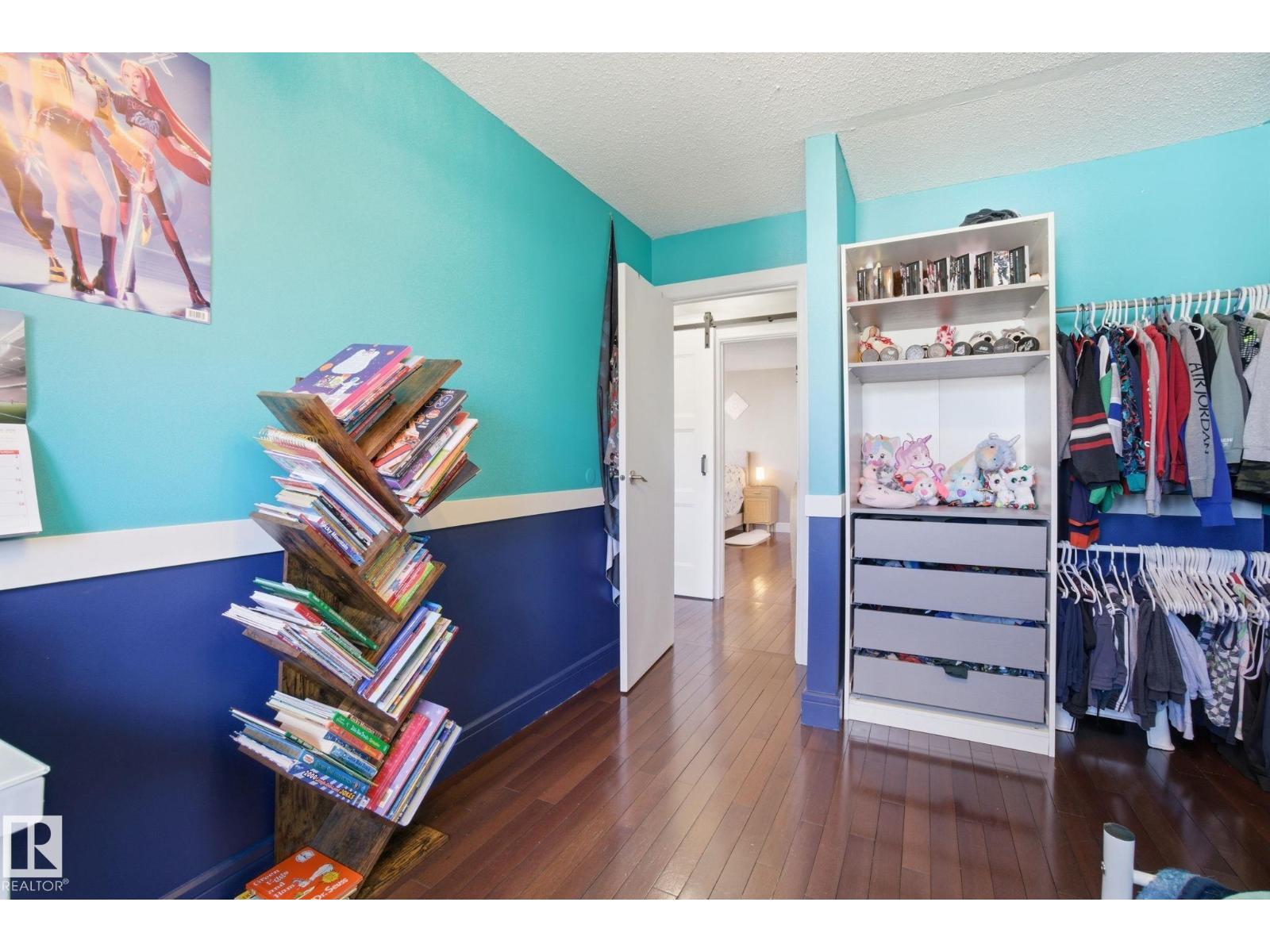9 PROSPECT PL - 33
