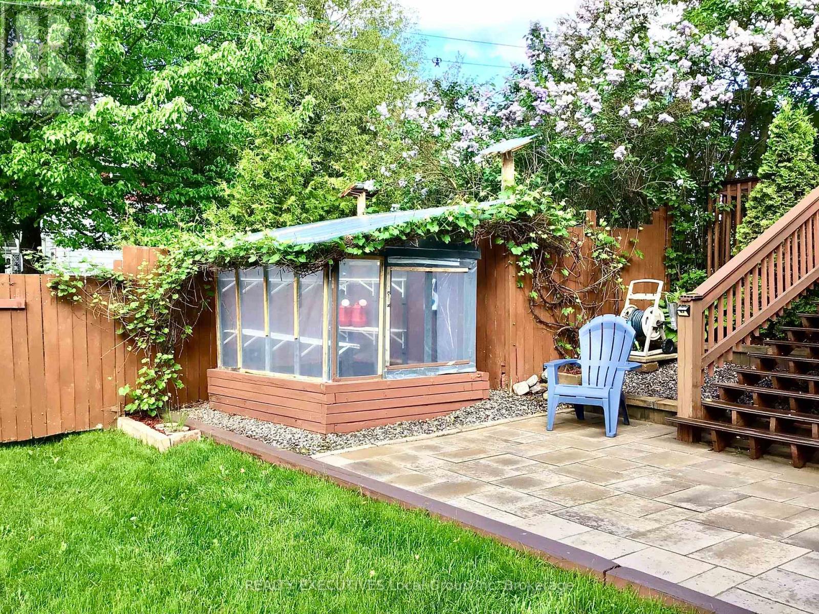 977 BROOKES STREET - 17