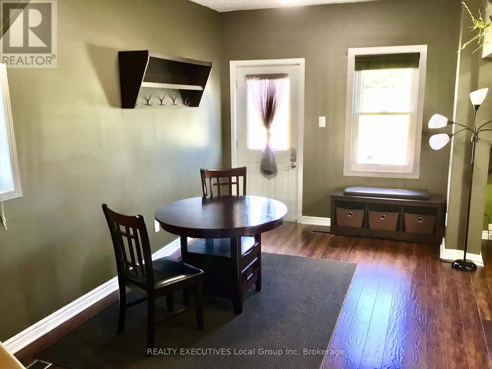 977 BROOKES STREET - 29