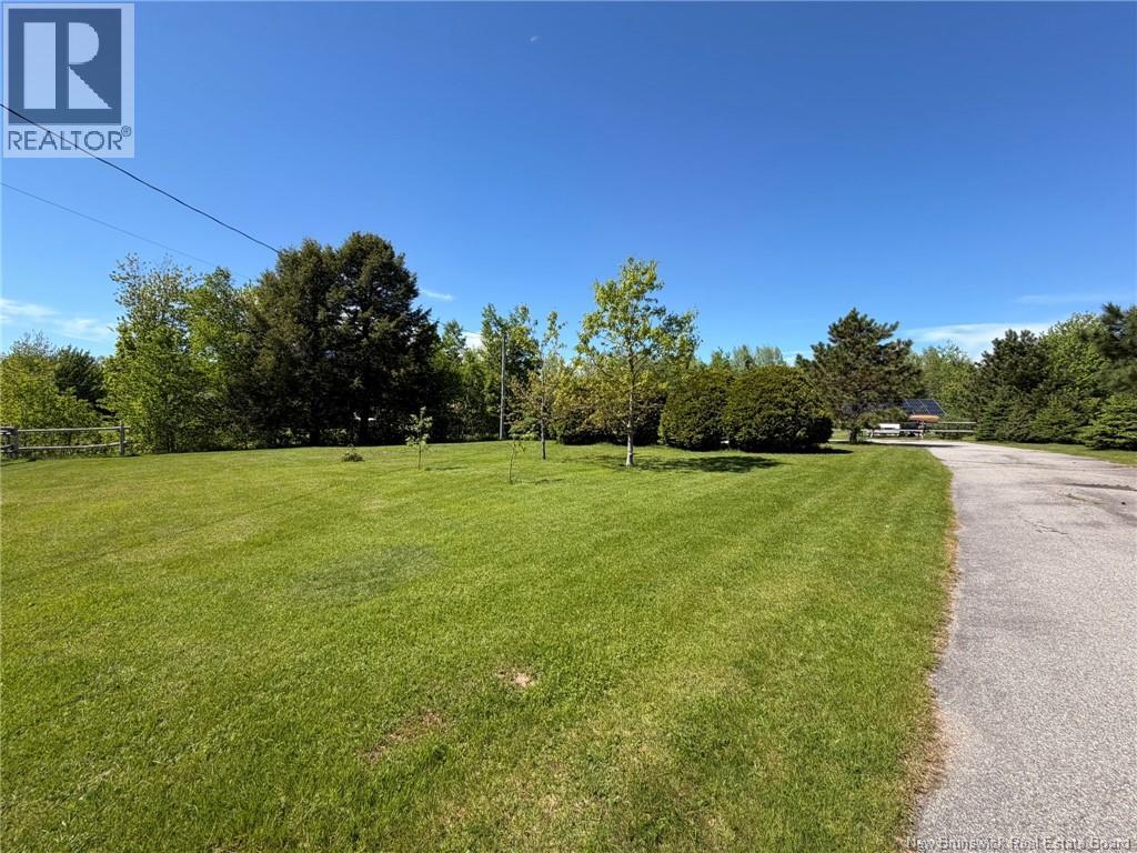 319 North Kouchibouquac Road - 14