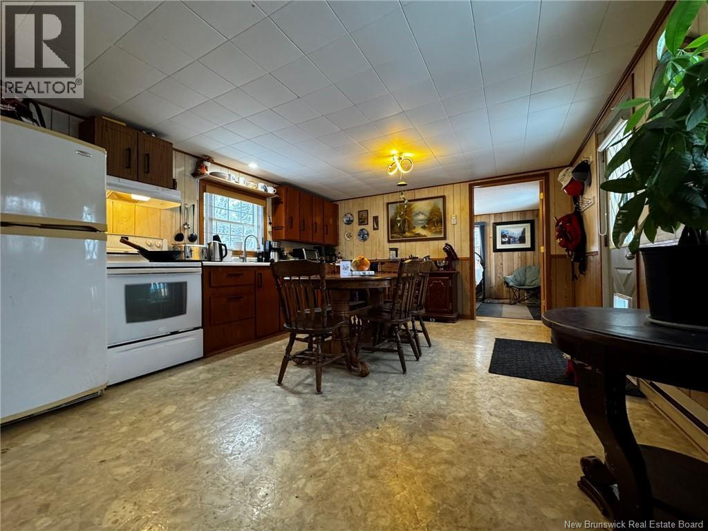 319 North Kouchibouquac Road - 5