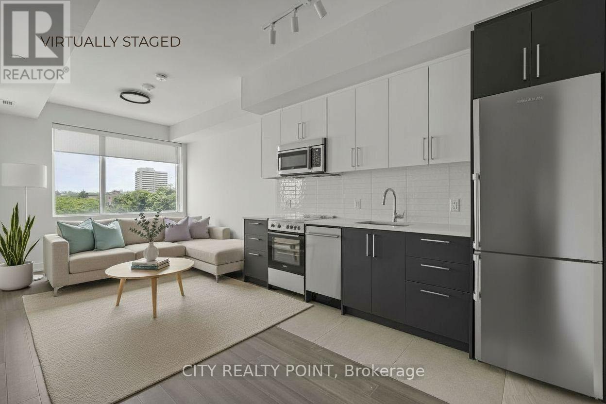 Listing photo of 906 - 664 SPADINA AVENUE