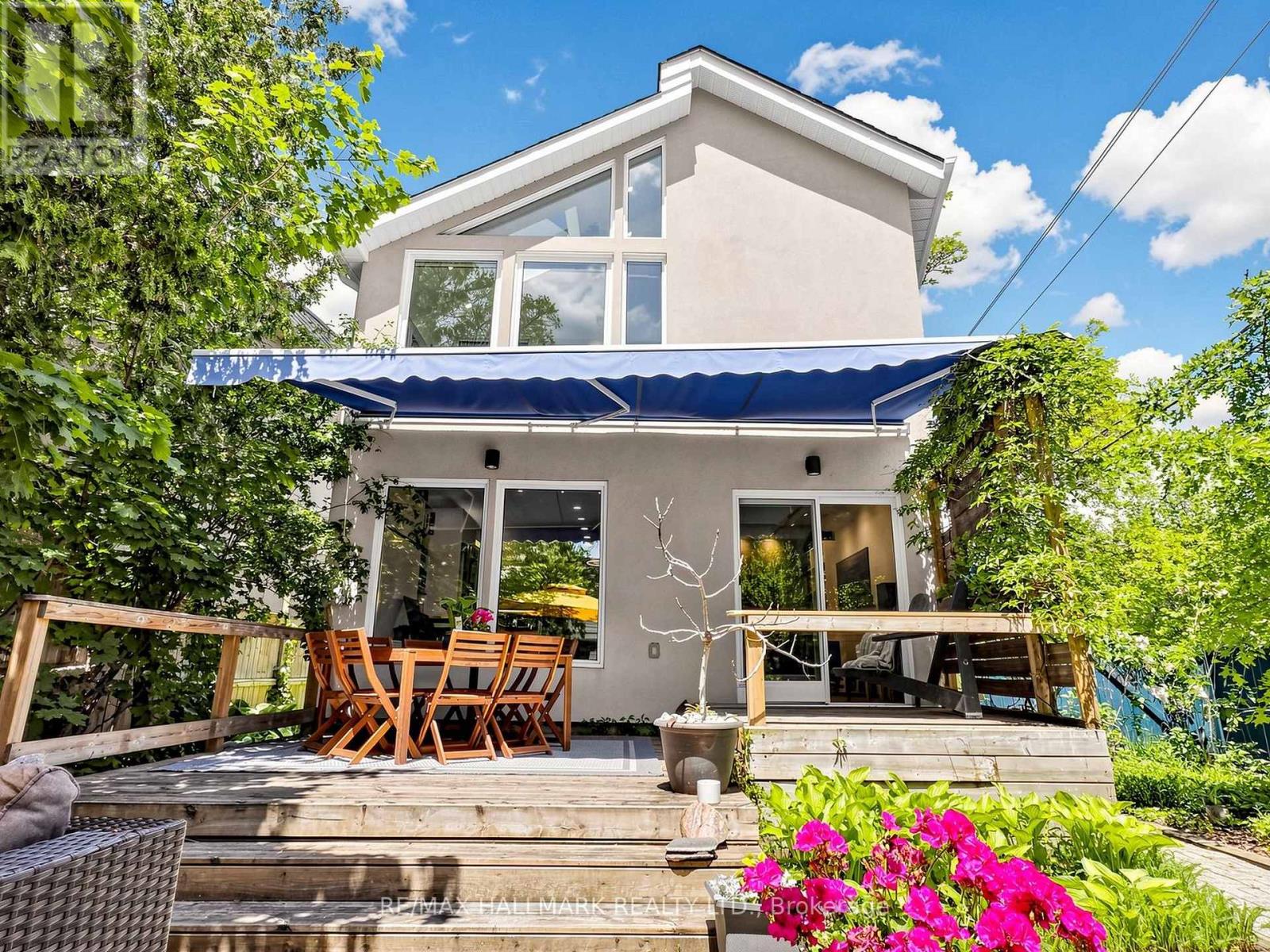 Listing photo of 63 ST CLEMENTS AVENUE