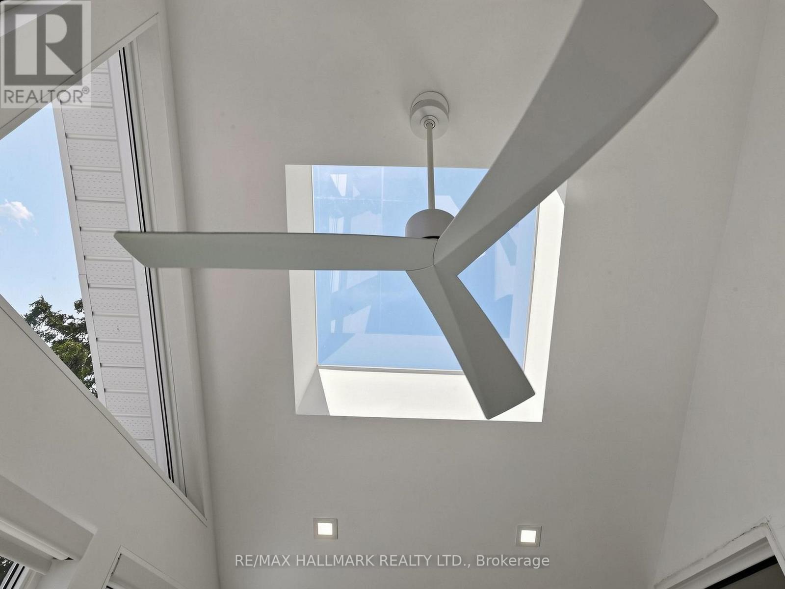 63 ST CLEMENTS AVENUE - 27
