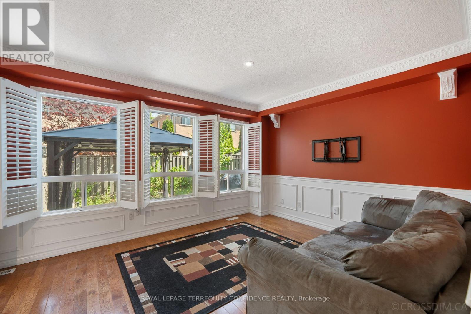Bright & airy Family room w/ magnificent windows