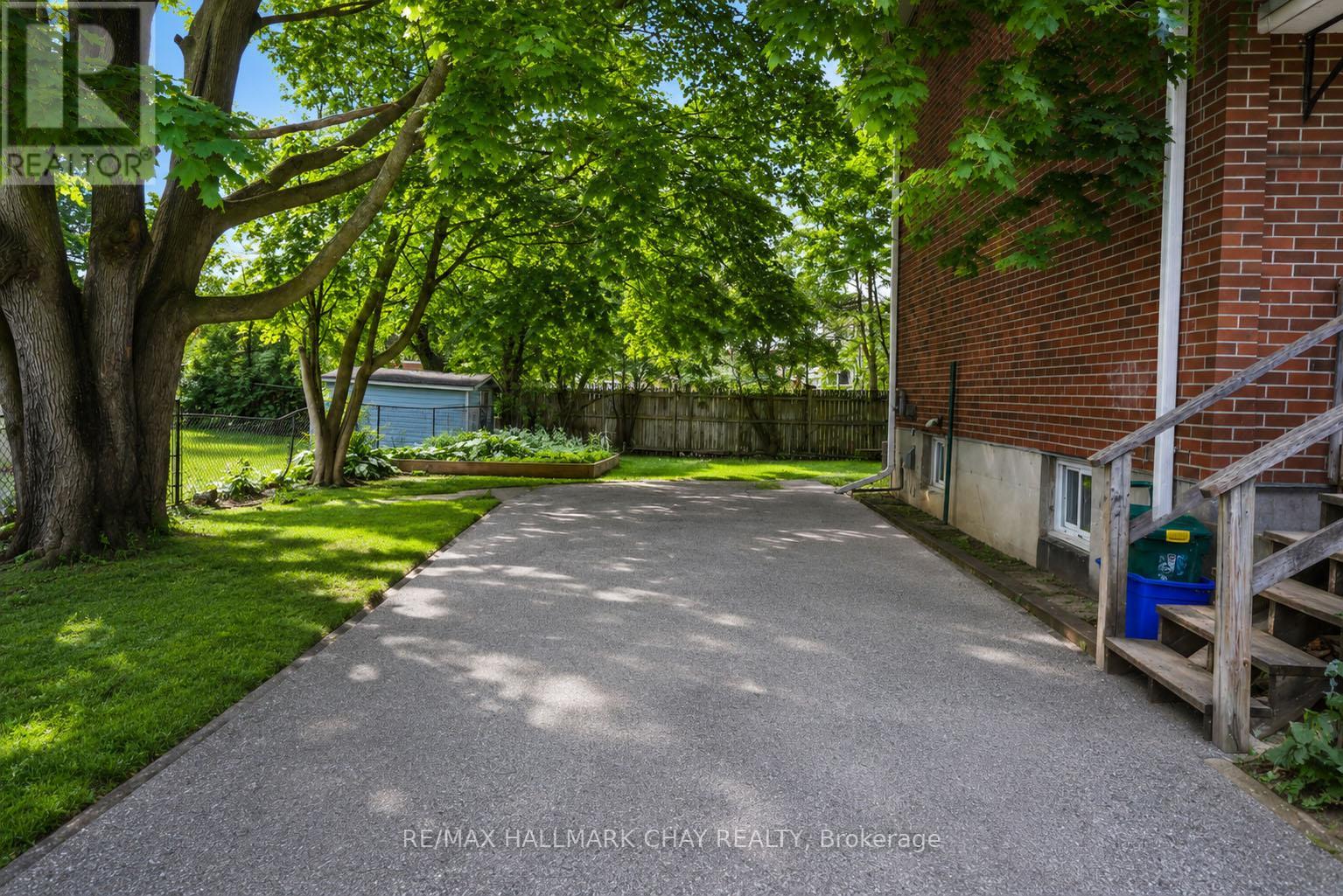 308 HILDA STREET - 5