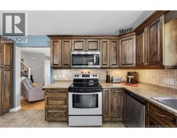 Living room - 147 Bedard Street, Dieppe, NB E1A0T2 Photo 8