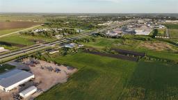 280 Pth 12 Highway, Steinbach, MB R5G1T6 Photo 6
