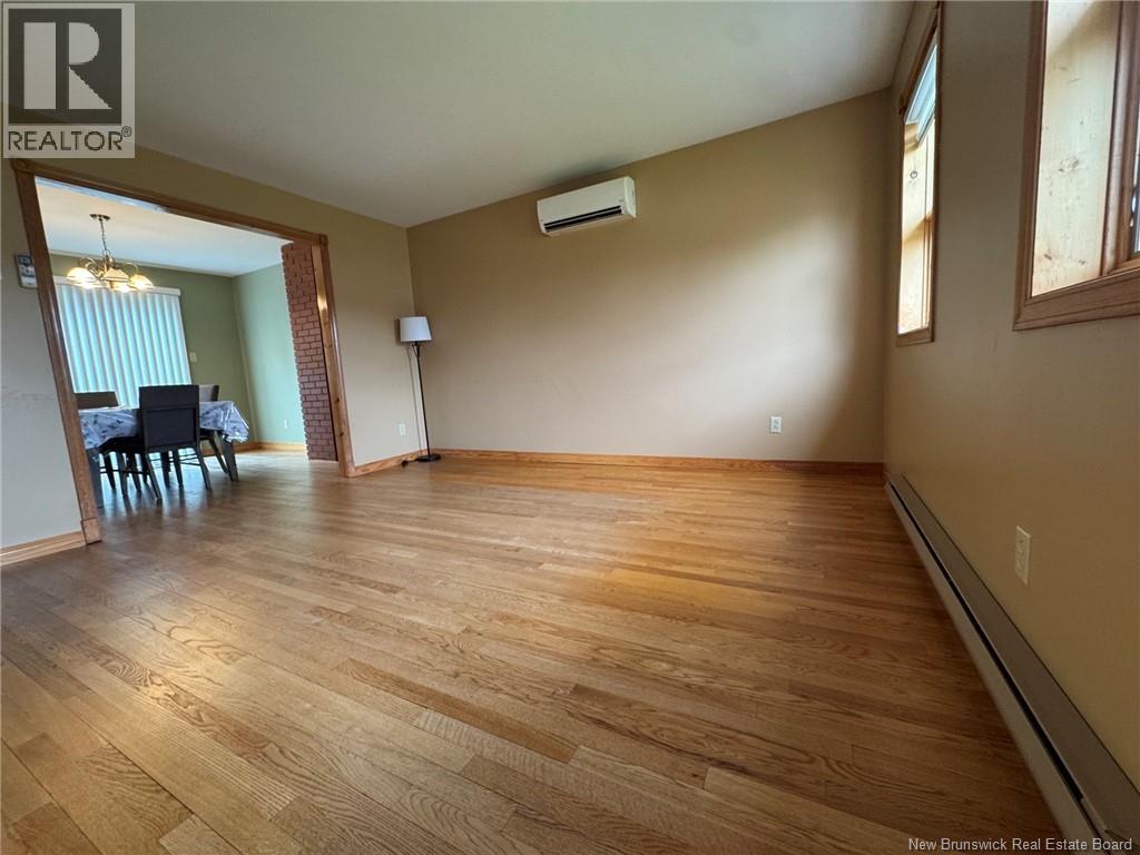 34 Walker Crescent - 8