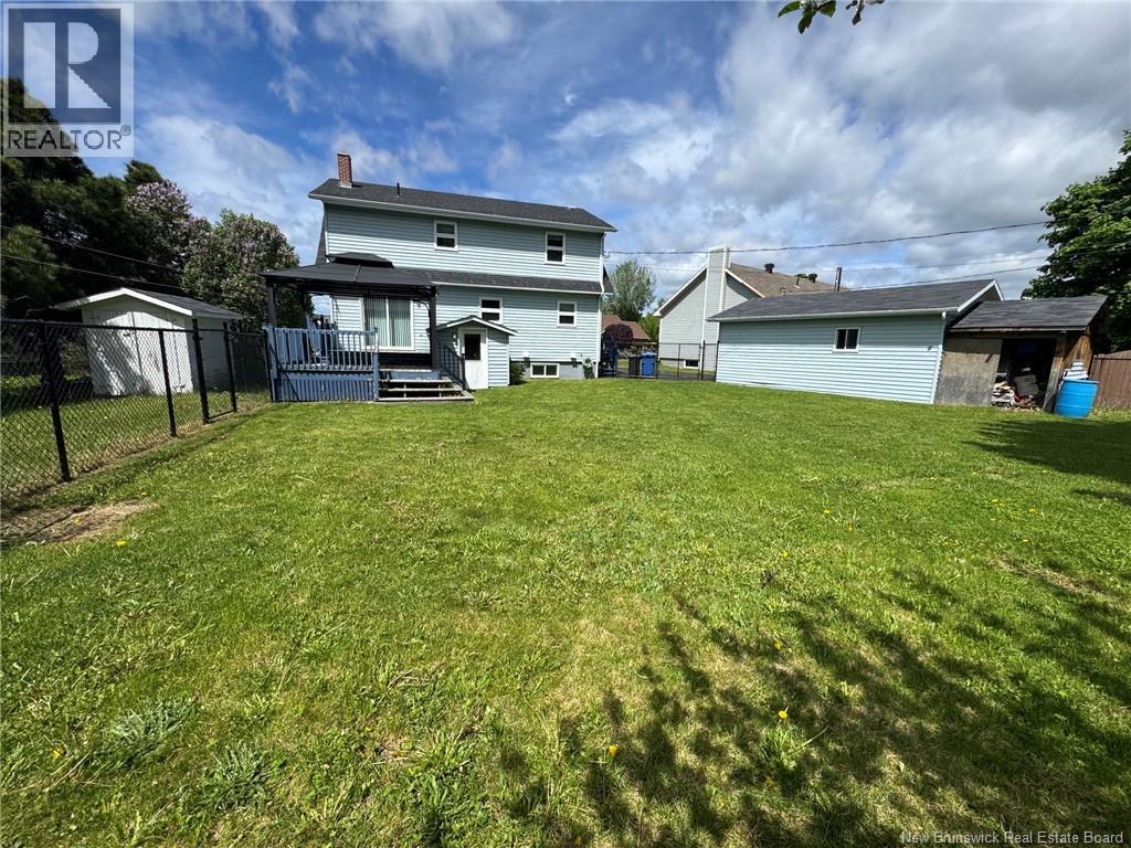 34 Walker Crescent - 27