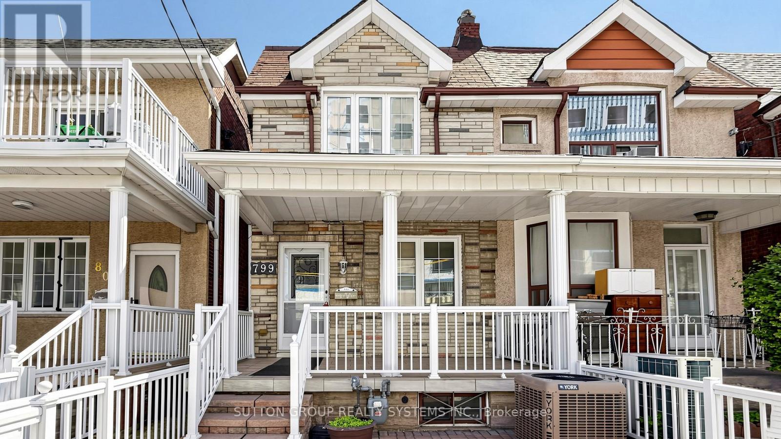 799 LANSDOWNE AVENUE - 1