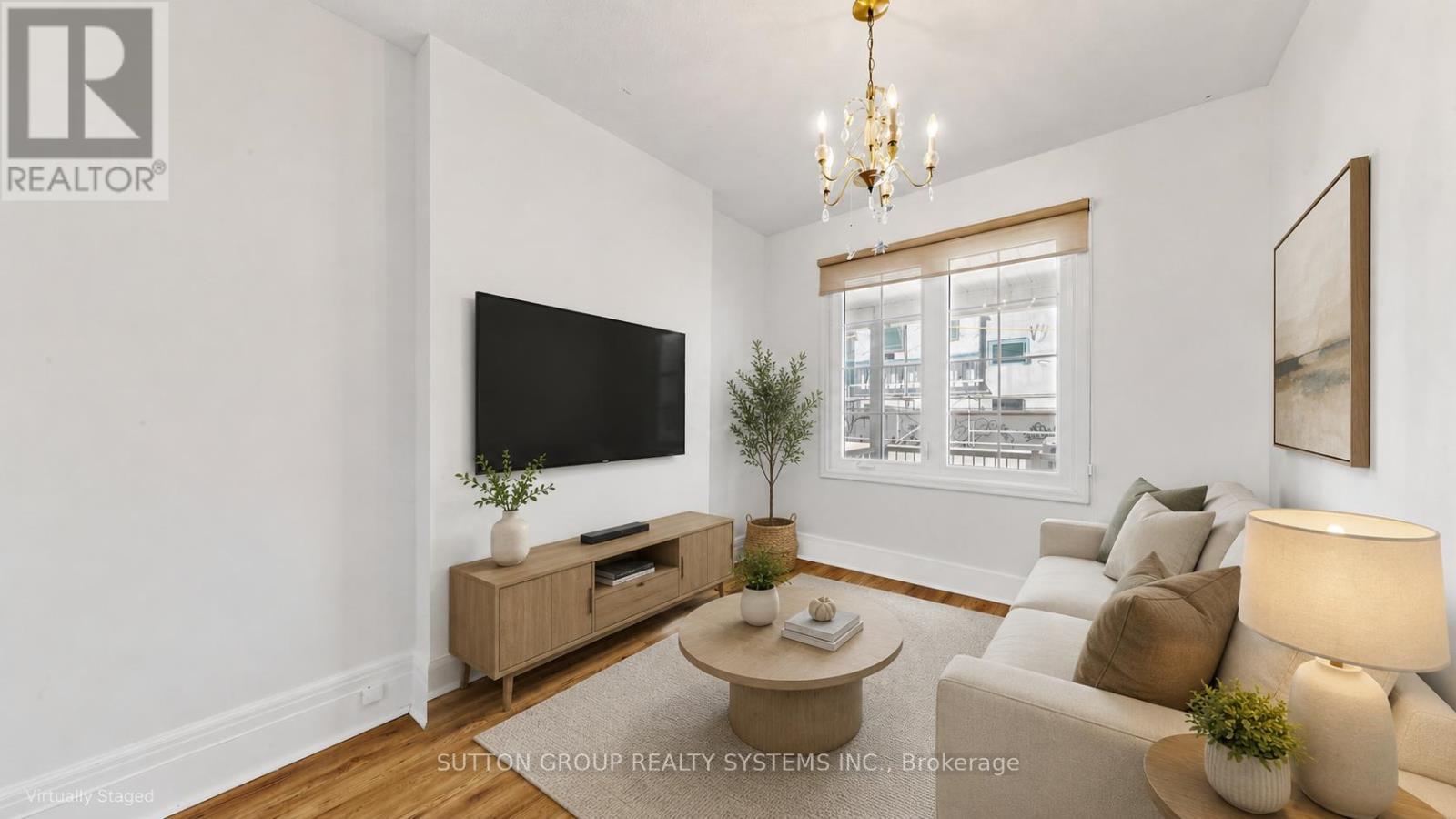 799 LANSDOWNE AVENUE - 4
