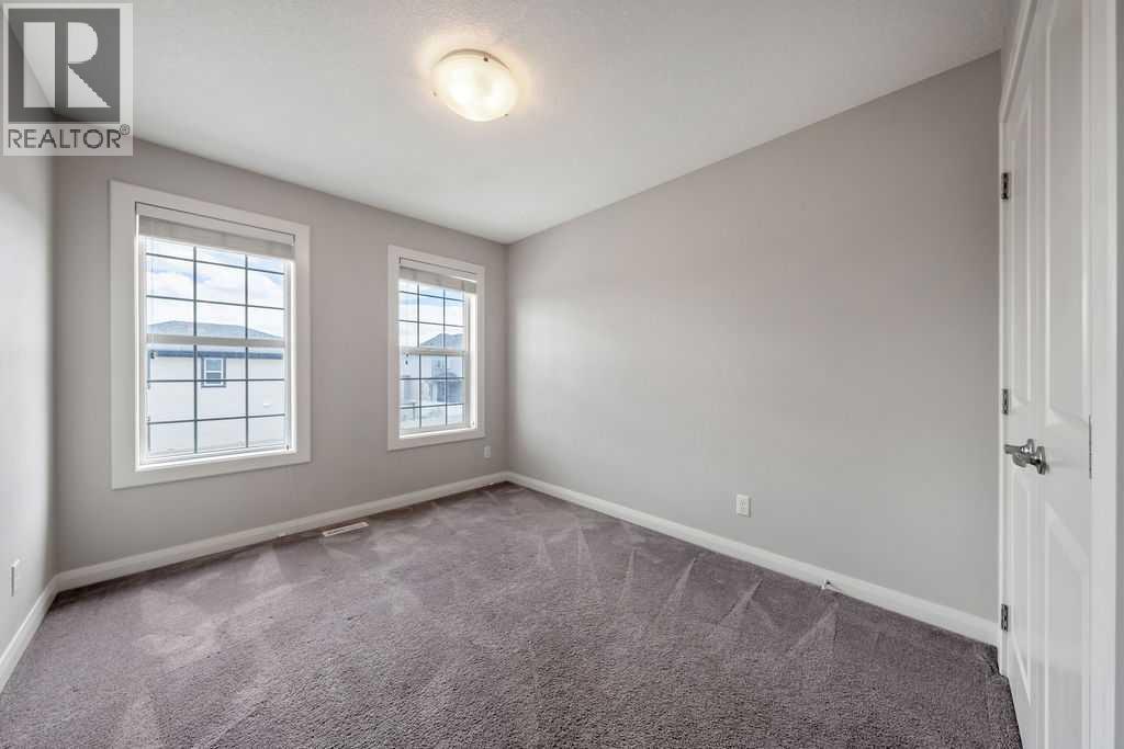 435 Evansglen Drive NW — photo 24