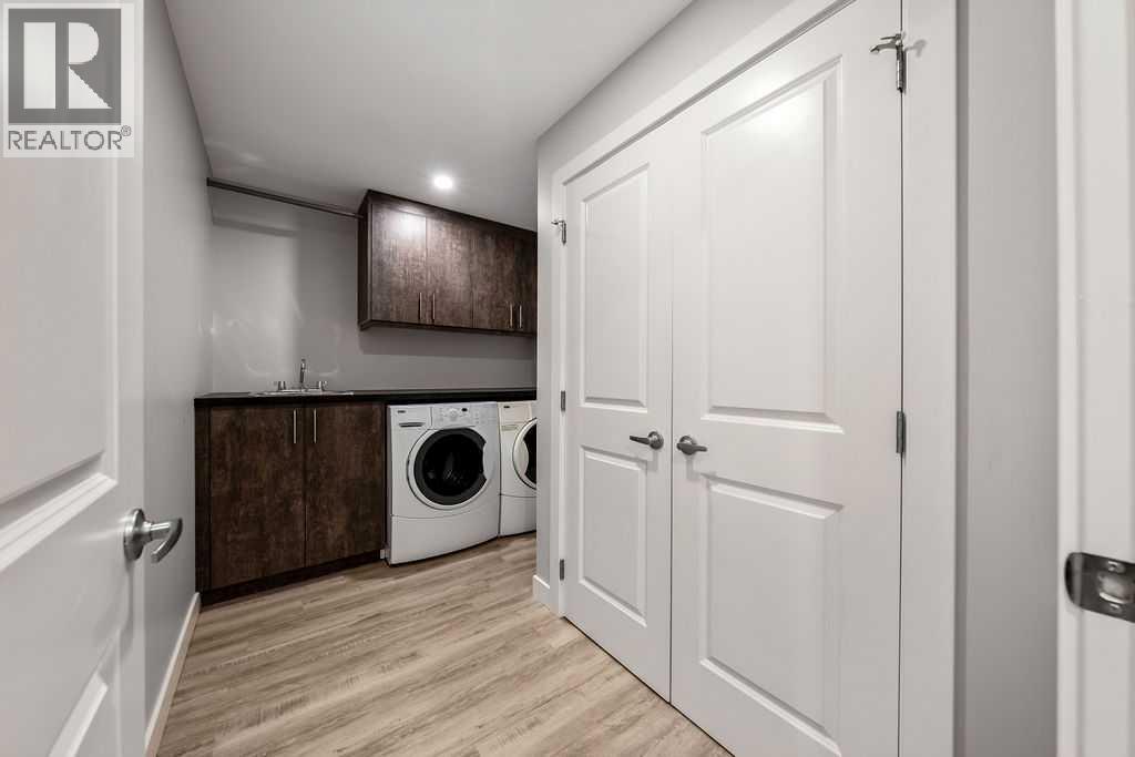 Basement suite laundry room