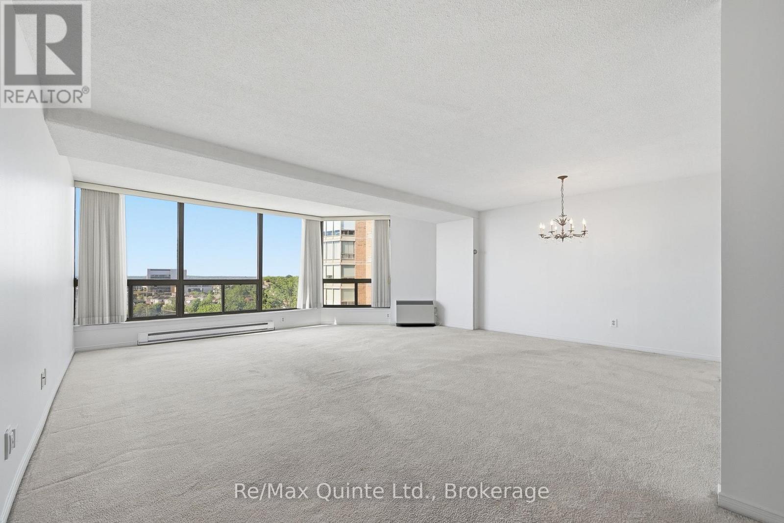 #1006 350 FRONT STREET - 12