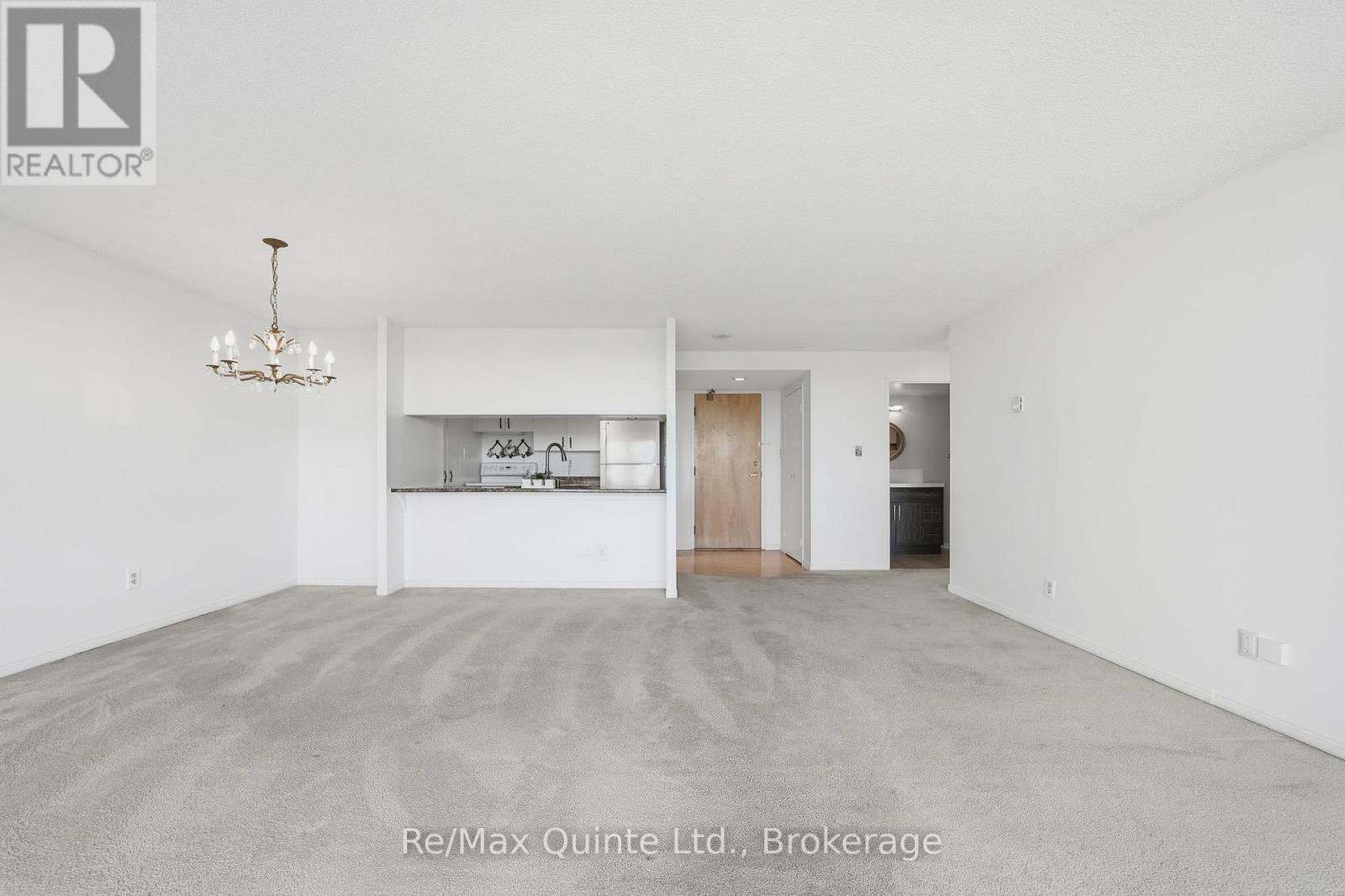 #1006 350 FRONT STREET - 17