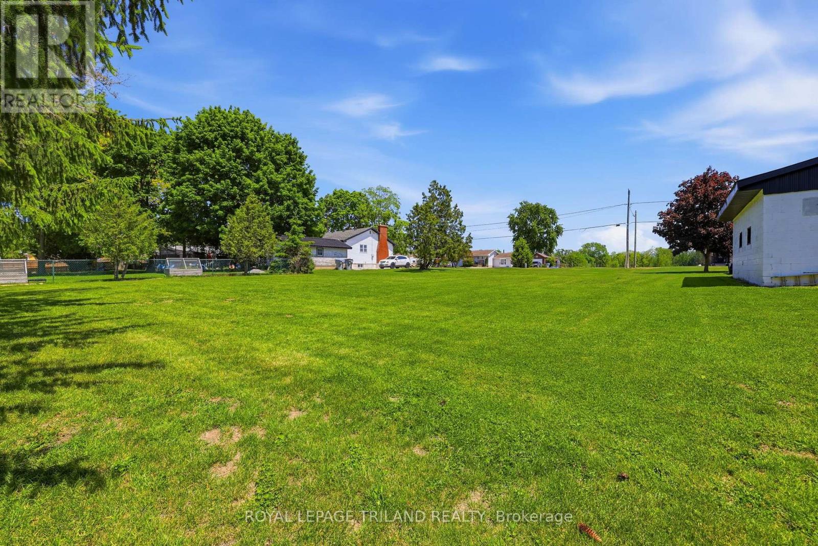 191 ELIZABETH STREET - 10
