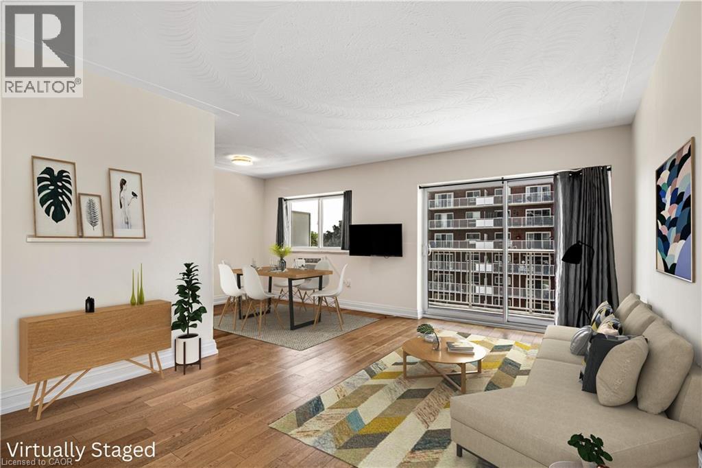 #507 8 WOODMAN Drive S - 14
