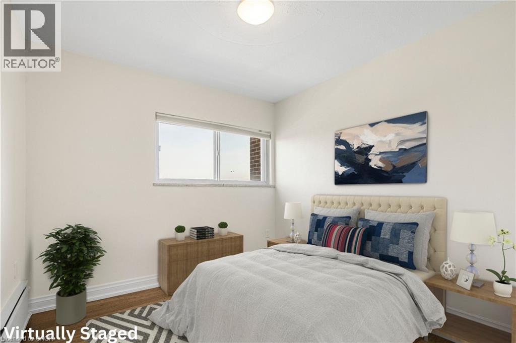 #507 8 WOODMAN Drive S - 21