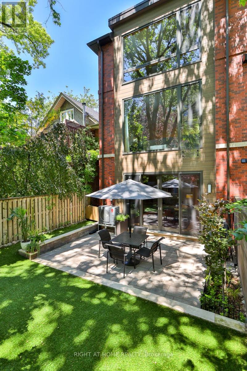 71 HEATH STREET W - 36