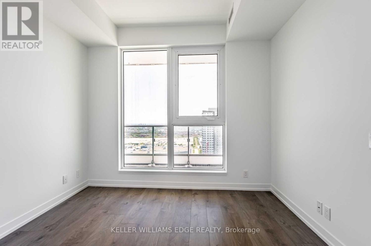 #2005 950 PORTAGE PARKWAY - 14