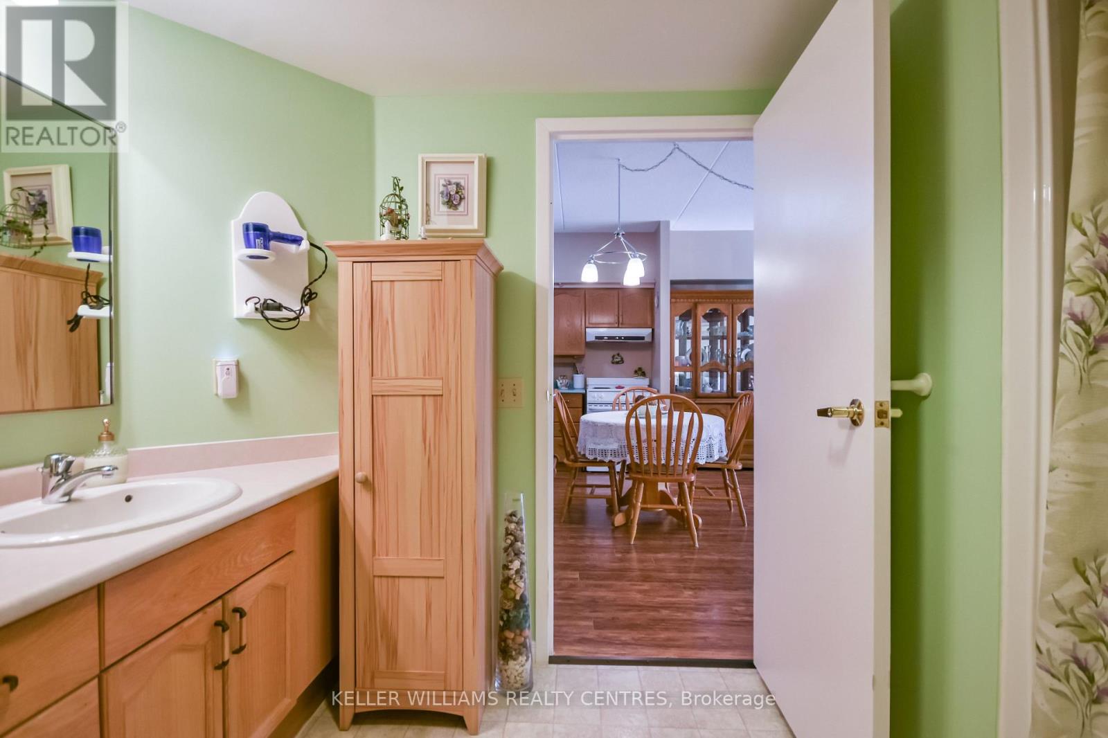 #101 49 RAGLAN STREET - 25