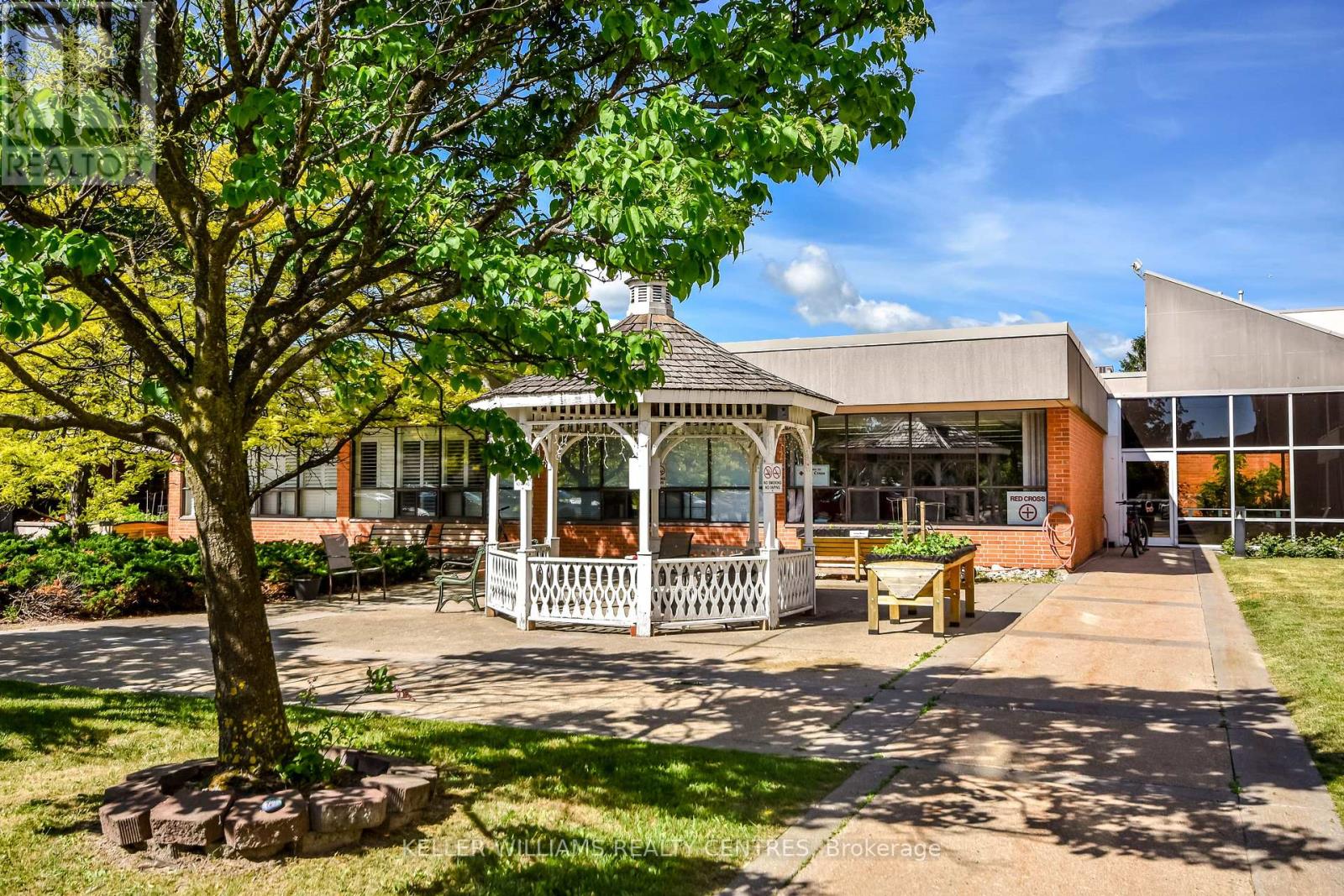 #101 49 RAGLAN STREET - 40