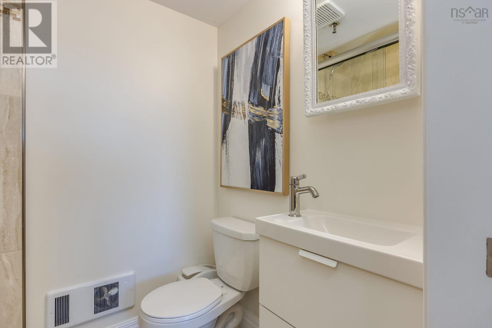 #1110 45 Vimy Avenue - 27