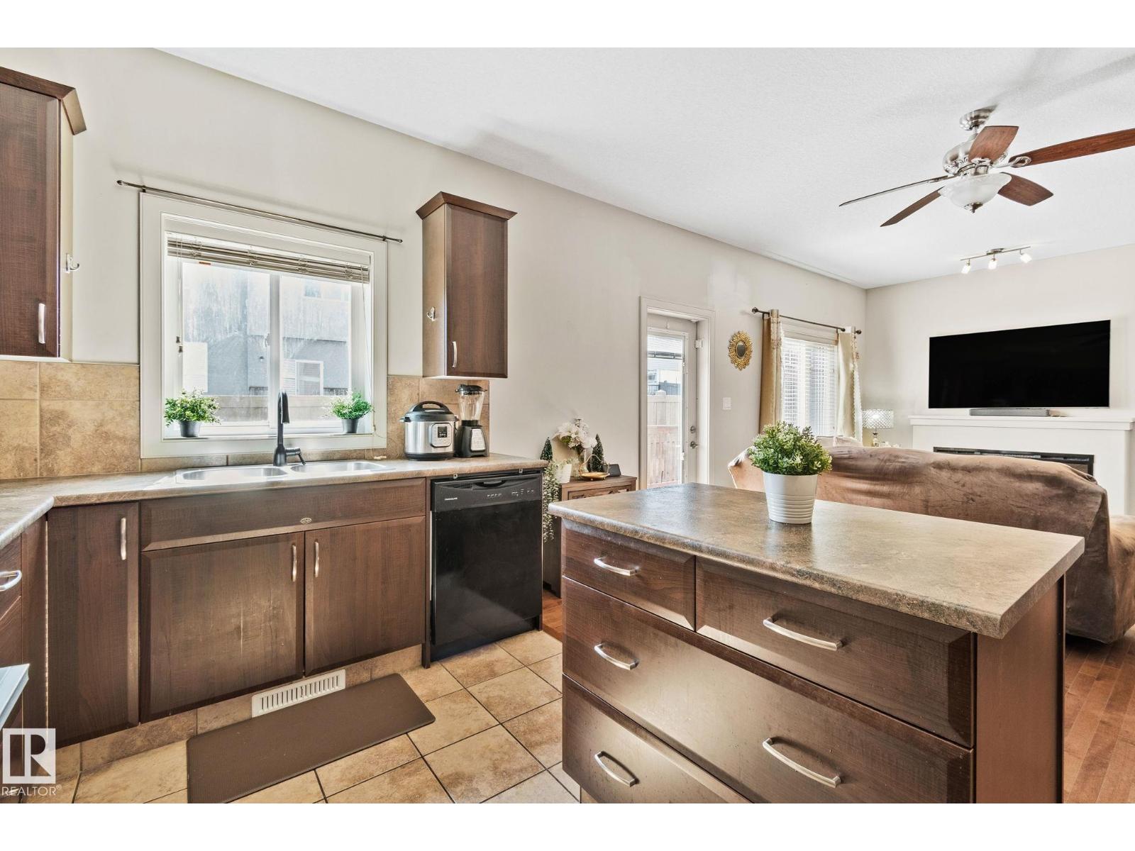 #2 450 MCCONACHIE WY NW NW — photo 7